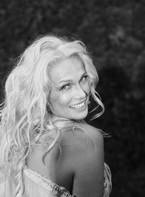 Actor home joanna liszowska